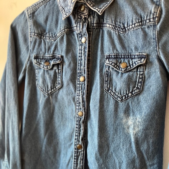 Miley Cyrus Max Azria Denim Indigo Distressed Denim Snap Down Top Long Sleeve S - Picture 10 of 11